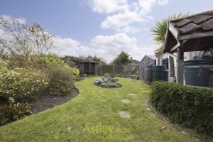 garden- click for photo gallery